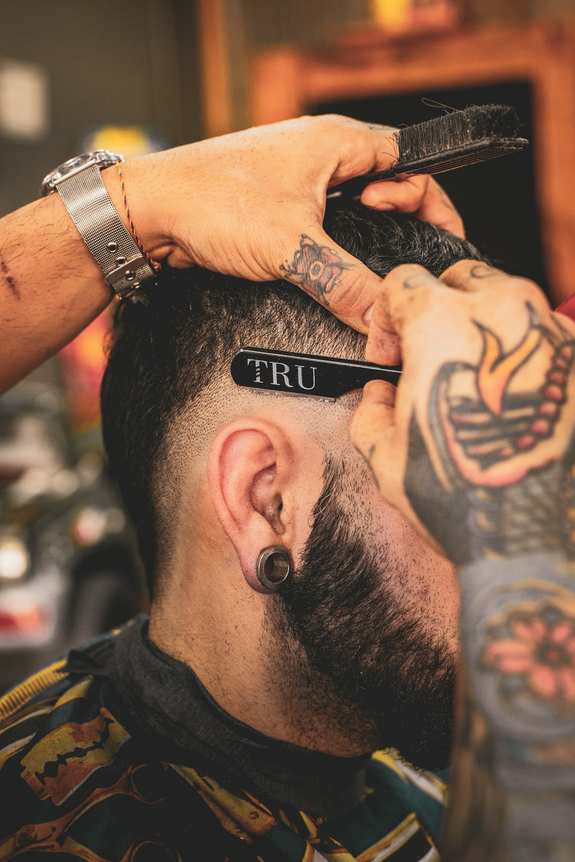 Barbier bei der Arbeit